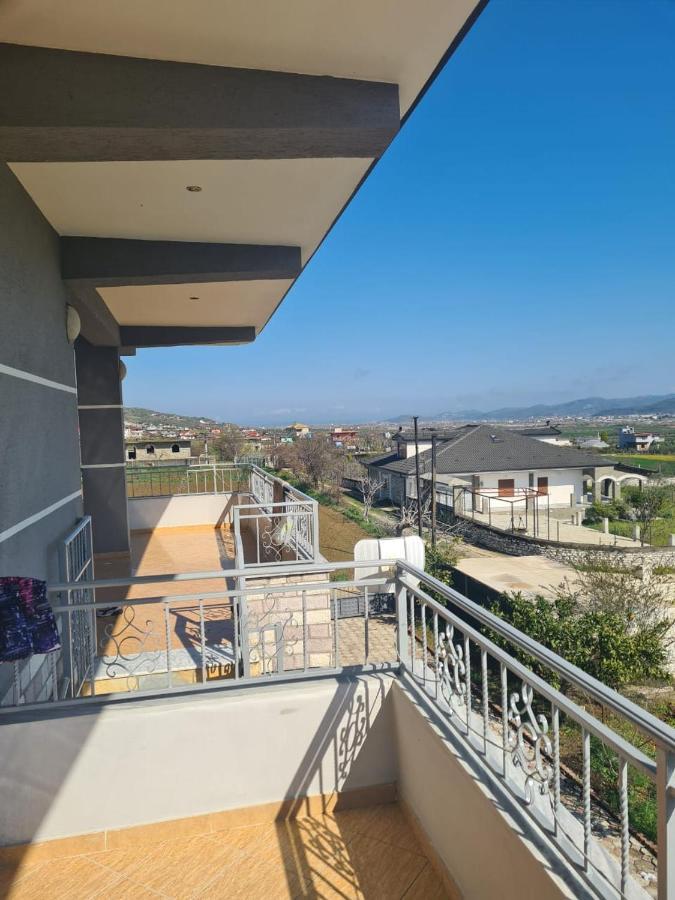 Guest House Ilir Berat Extérieur photo