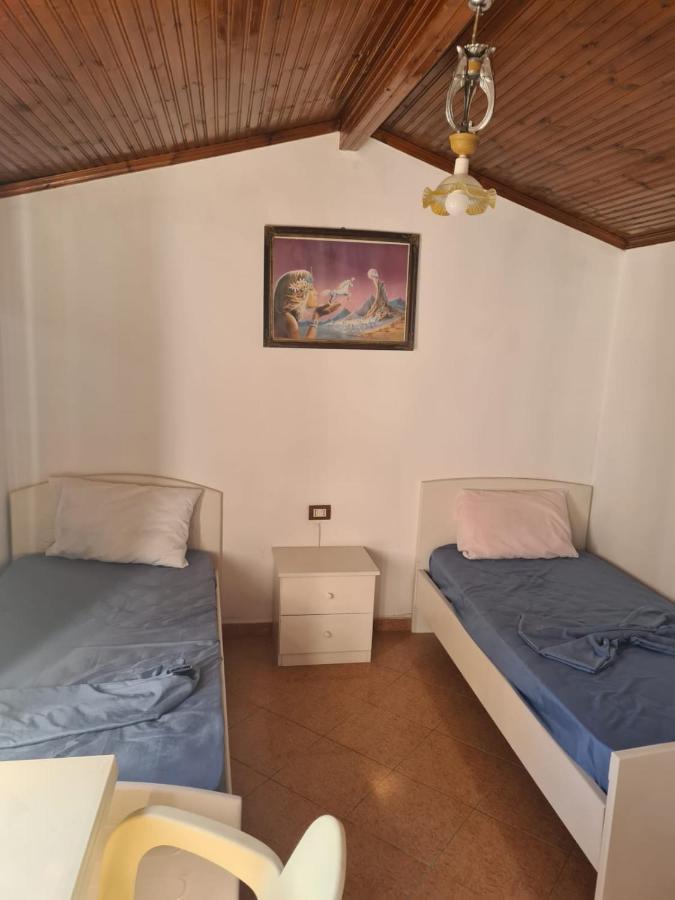 Guest House Ilir Berat Extérieur photo