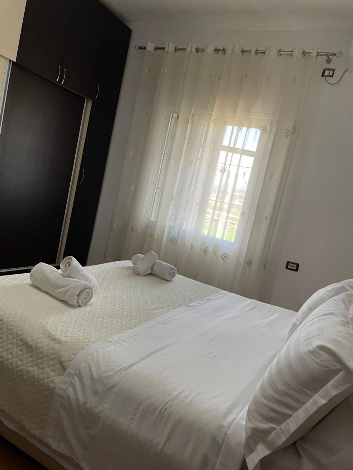 Guest House Ilir Berat Extérieur photo